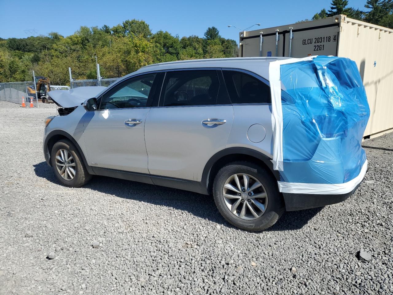 2016 KIA SORENTO LX photo 3