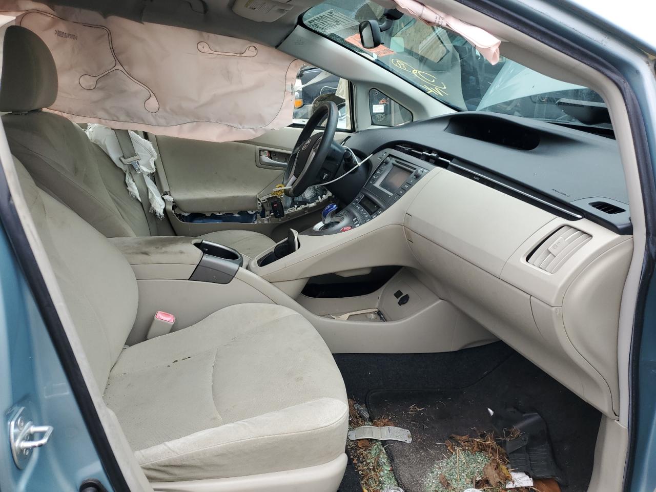 2012 TOYOTA PRIUS TWO photo 7