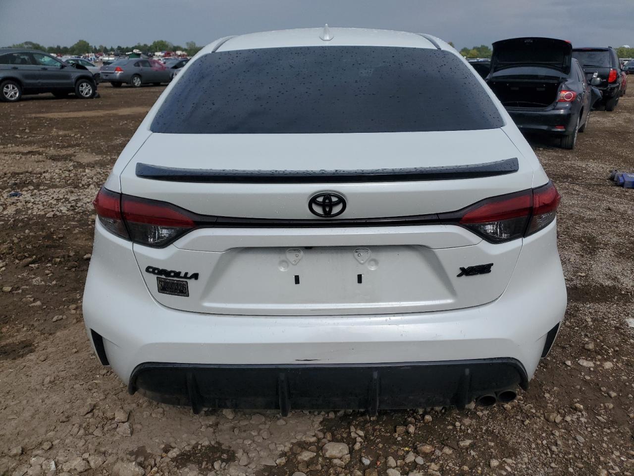 2024 TOYOTA COROLLA XSE photo 16