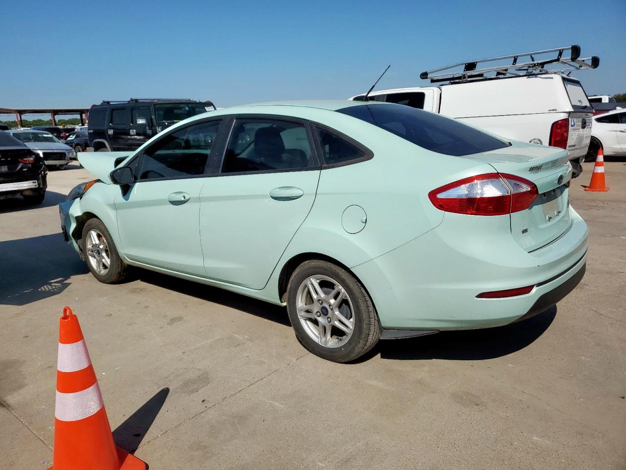 2019 FORD FIESTA SE photo 4