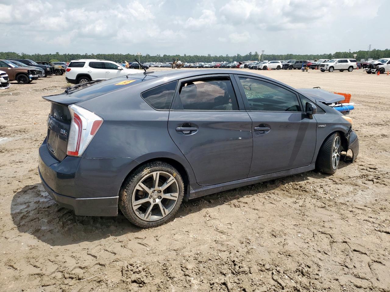 2012 TOYOTA PRIUS photo 3