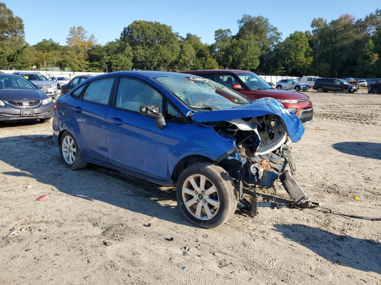 2011 FORD FIESTA SE photo 10