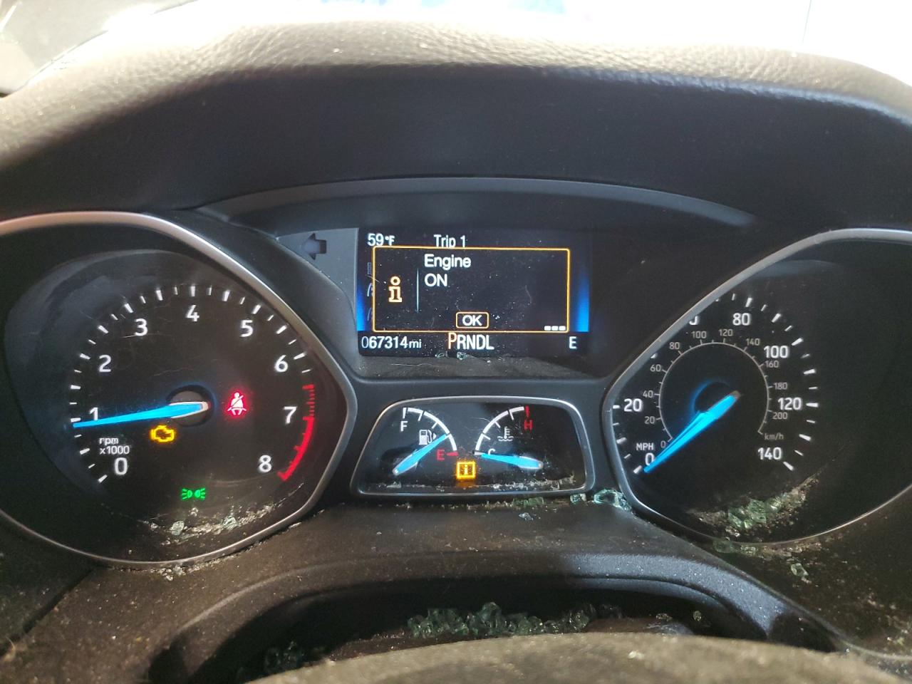 2015 FORD FOCUS SE photo 17