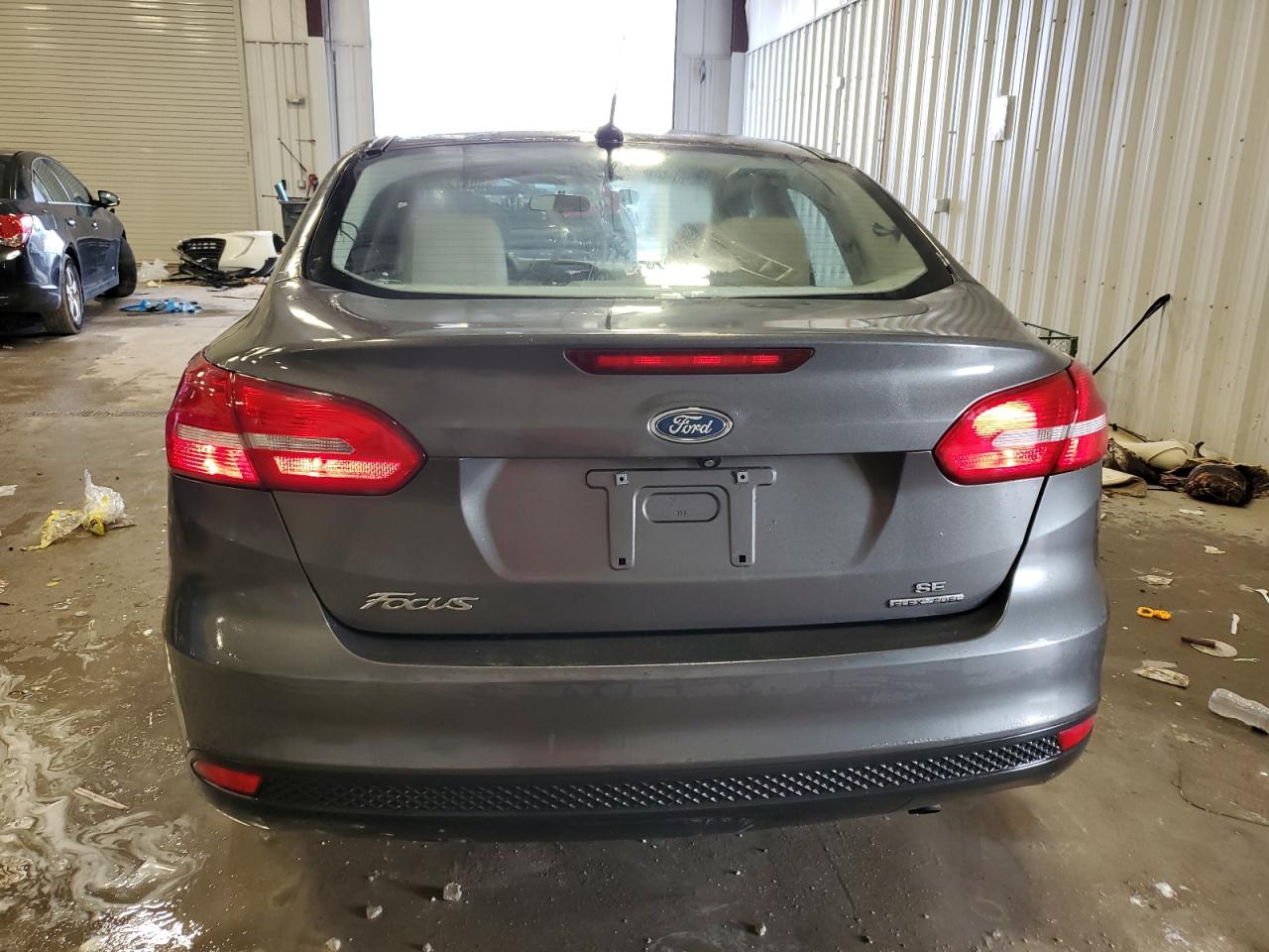2015 FORD FOCUS SE photo 11