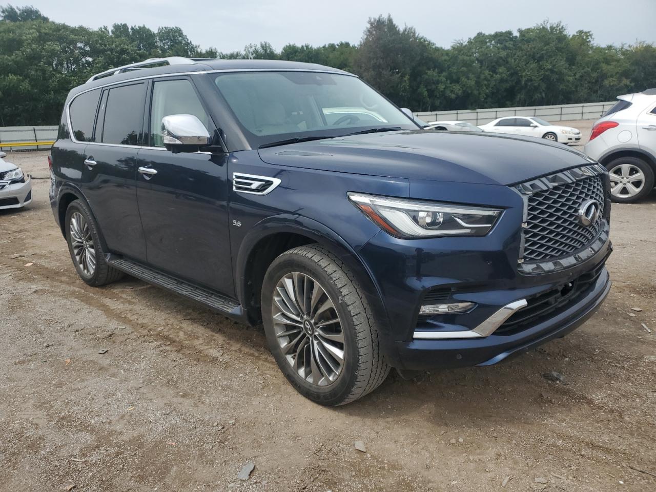 2020 INFINITI QX80 LUXE photo 10