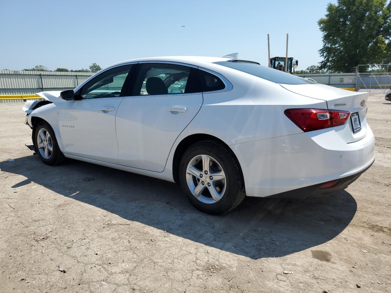 2024 CHEVROLET MALIBU LT photo 2