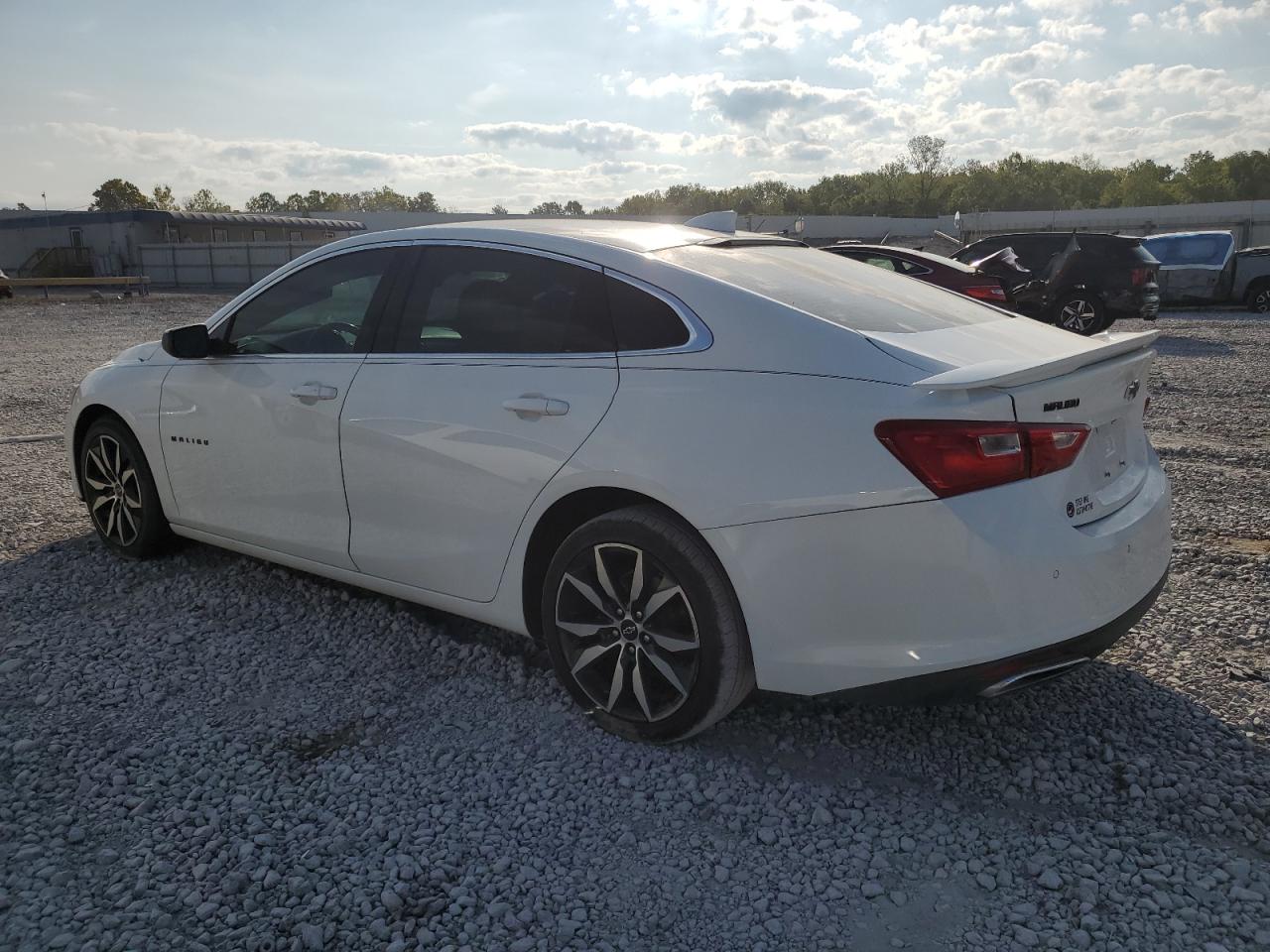2022 CHEVROLET MALIBU RS photo 3