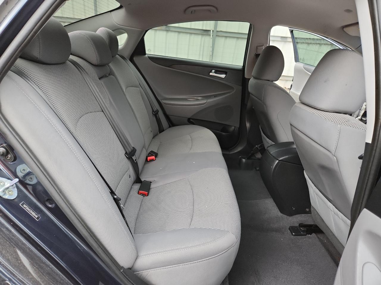 2013 HYUNDAI SONATA photo 10
