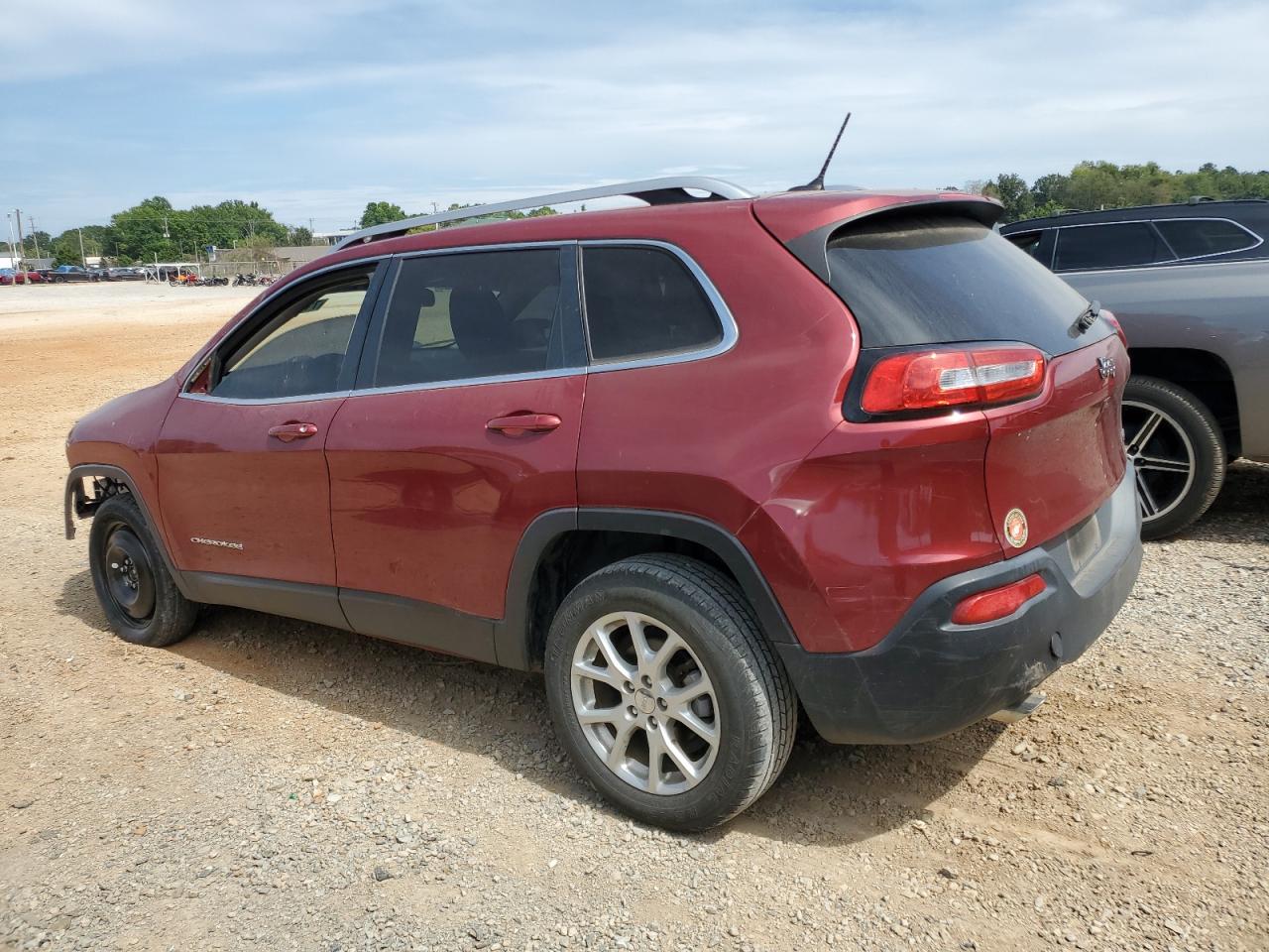 2015 JEEP CHEROKEE LATITUDE photo 3