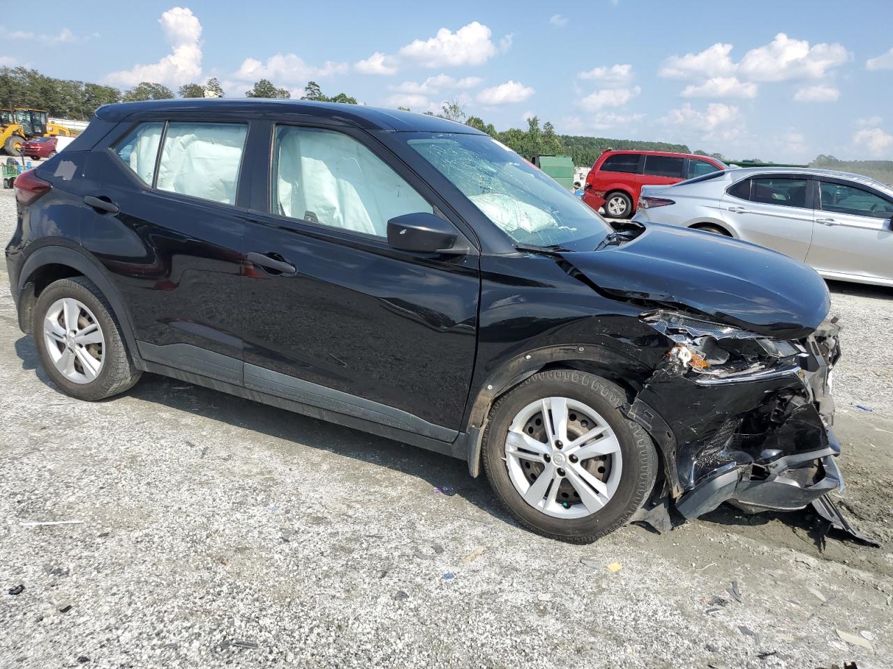2021 NISSAN KICKS S photo 4