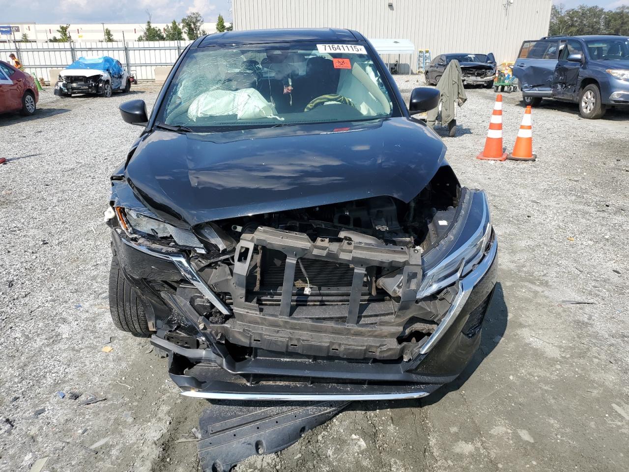 2021 NISSAN KICKS S photo 5