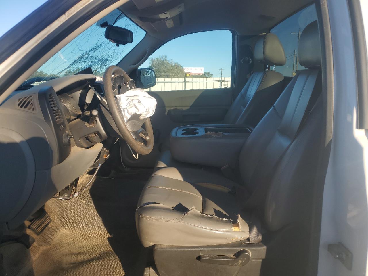 2009 CHEVROLET SILVERADO C1500 photo 7