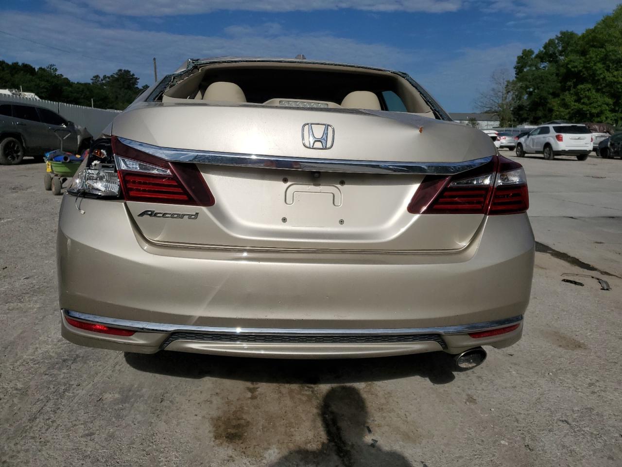 2016 HONDA ACCORD EXL photo 16