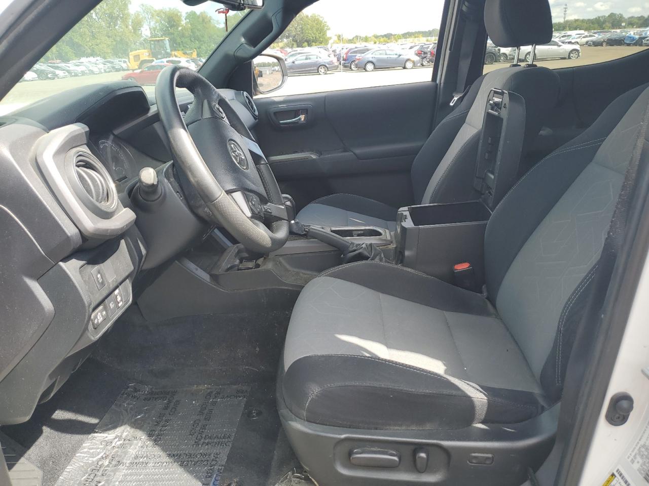 2022 TOYOTA TACOMA DOUBLE CAB photo 13