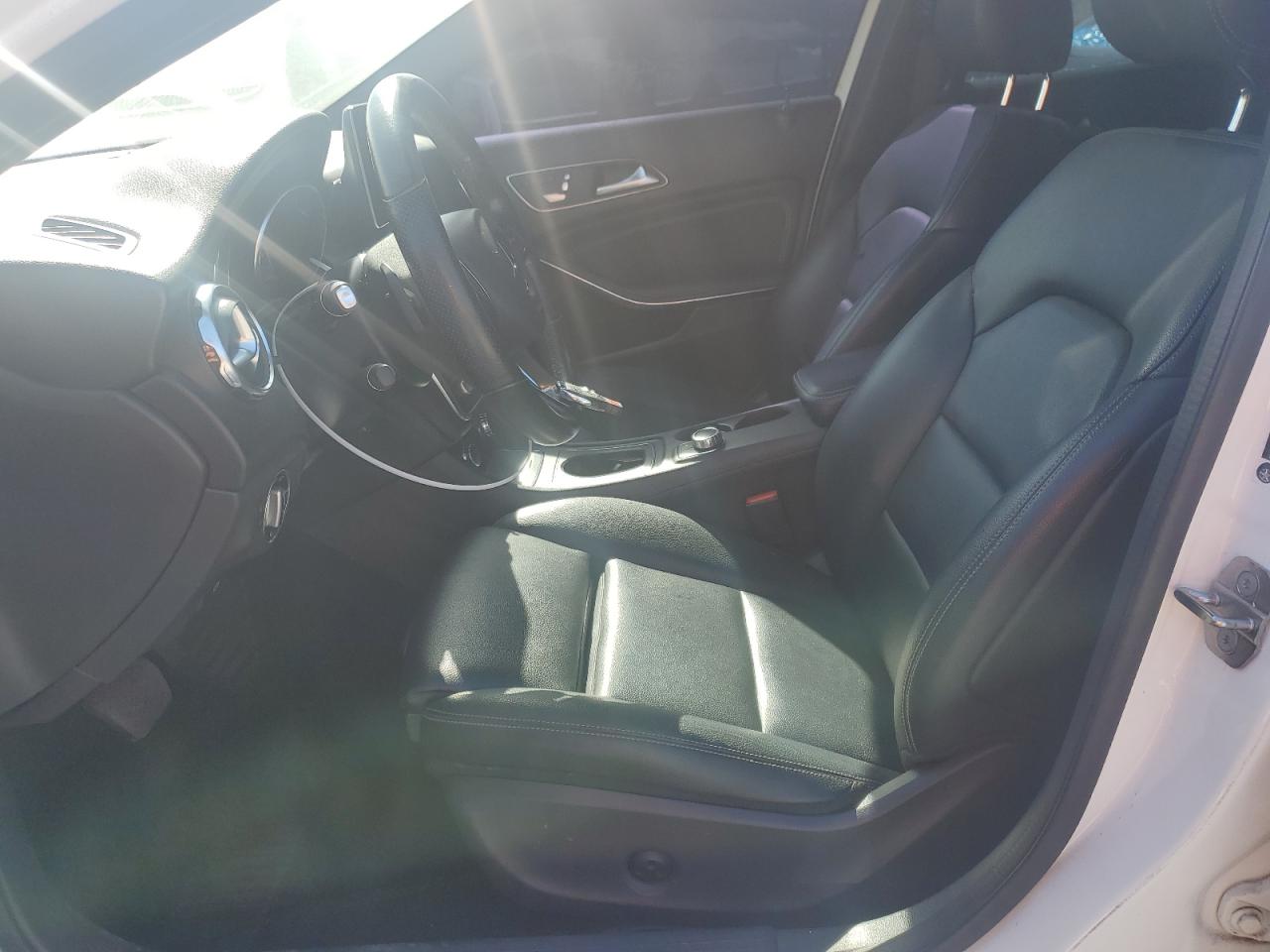2019 MERCEDES-BENZ GLA 250 photo 5