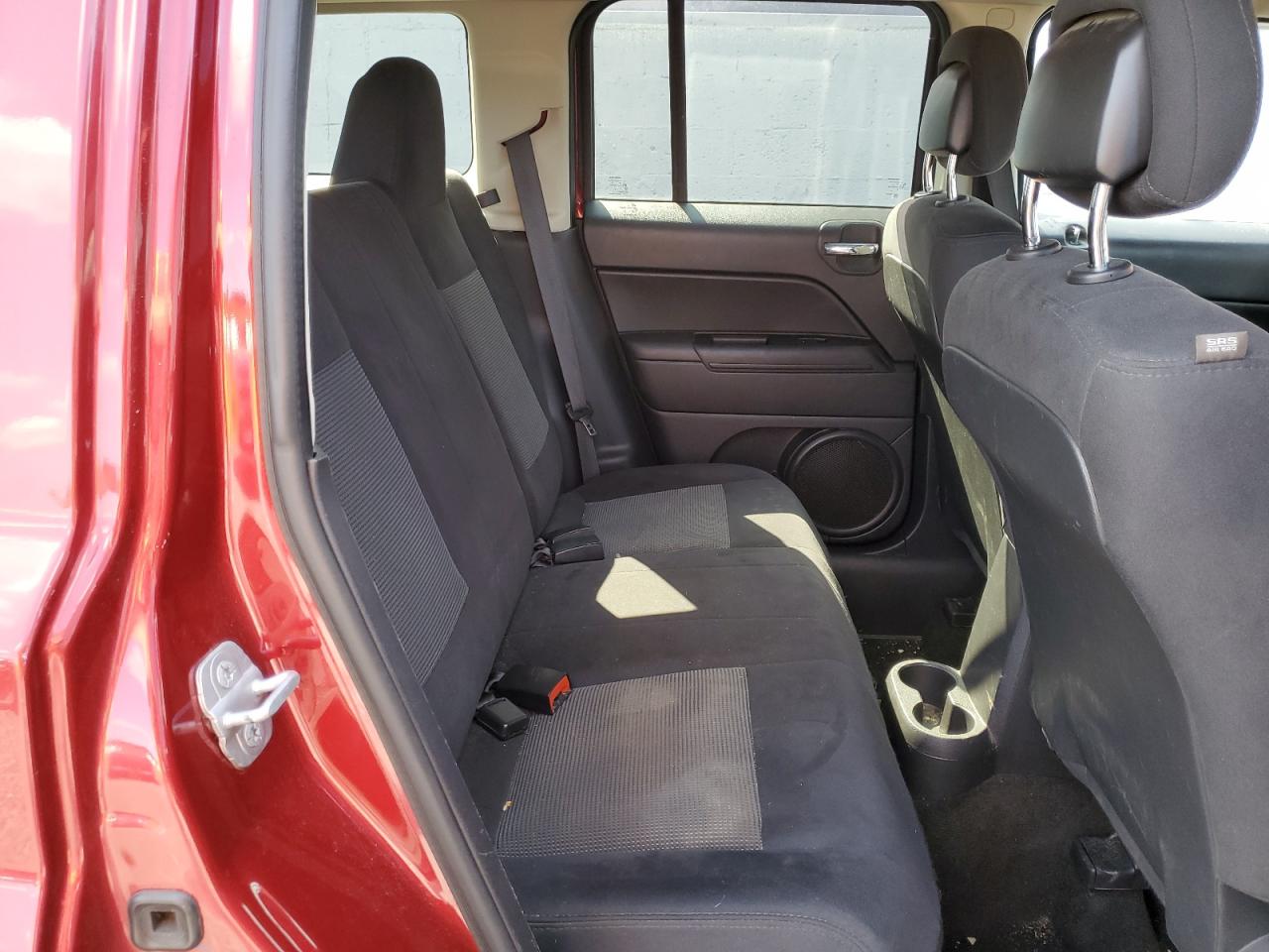 2014 JEEP PATRIOT SPORT photo 31