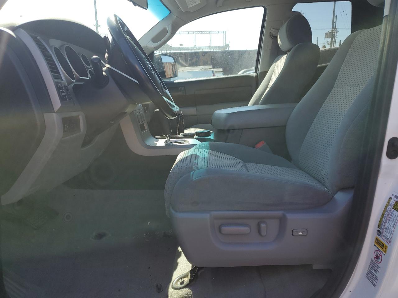 2010 TOYOTA TUNDRA DOUBLE CAB SR5 photo 19