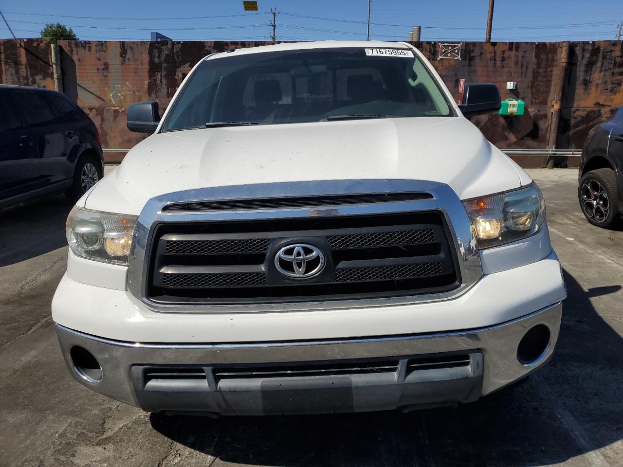 2010 TOYOTA TUNDRA DOUBLE CAB SR5 photo 13