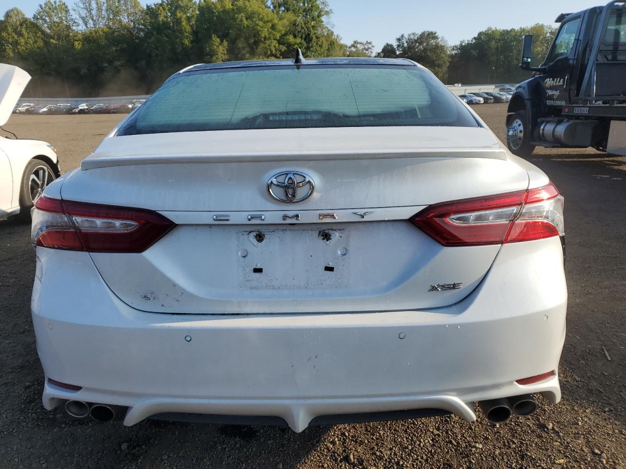 2018 TOYOTA CAMRY XSE photo 6