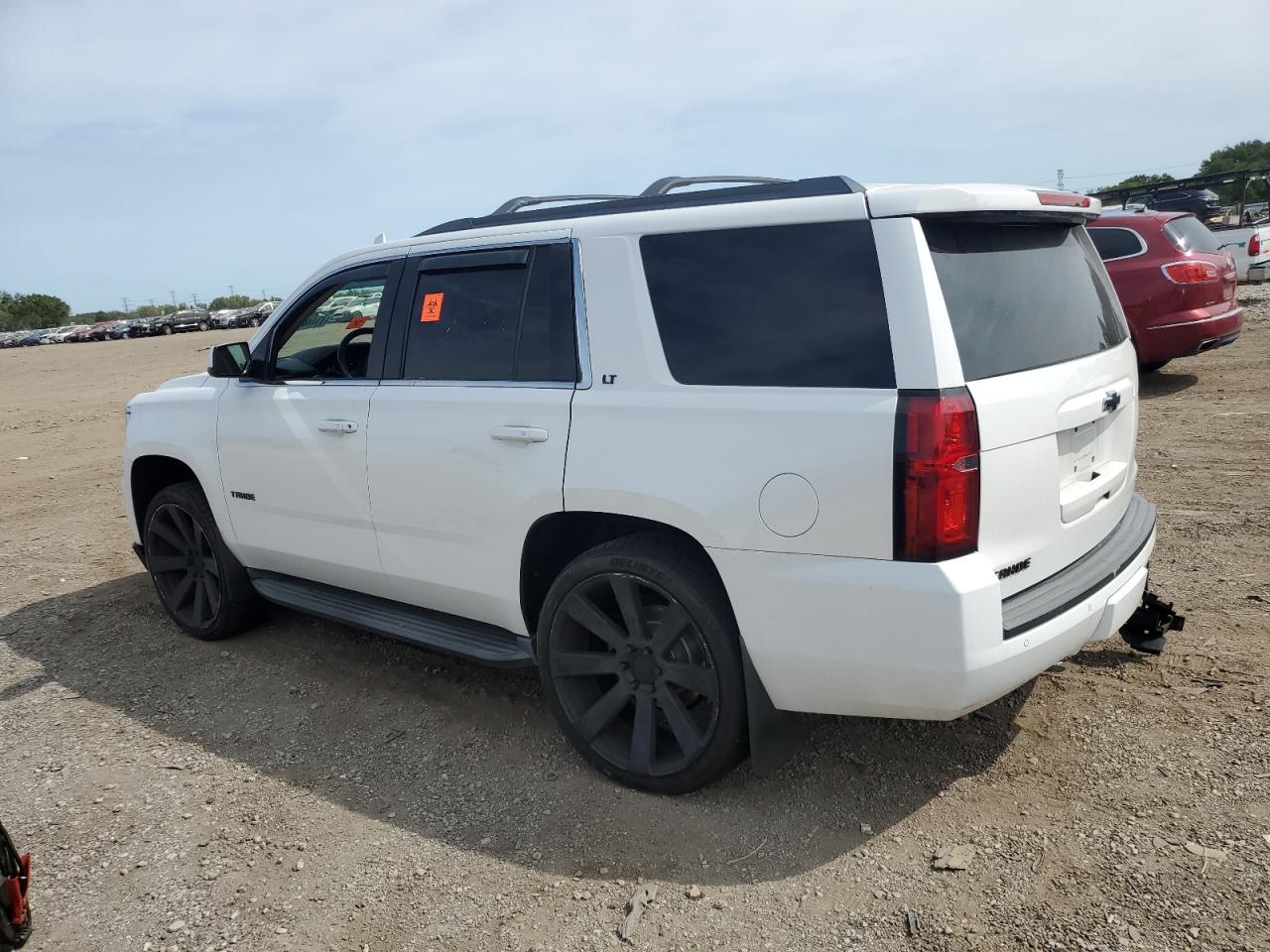 2016 CHEVROLET TAHOE C1500 LT photo 3