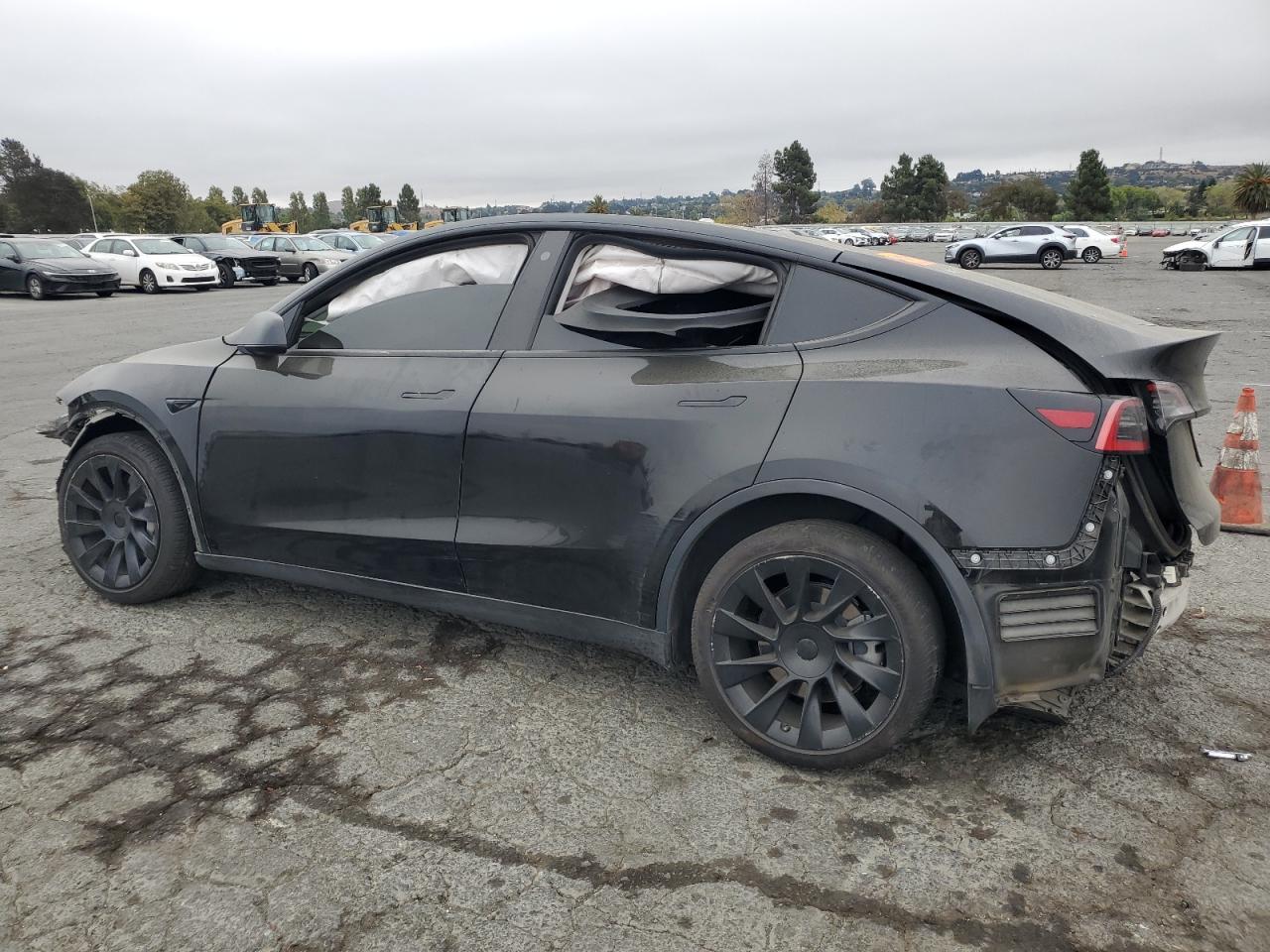 2021 TESLA MODEL Y photo 4