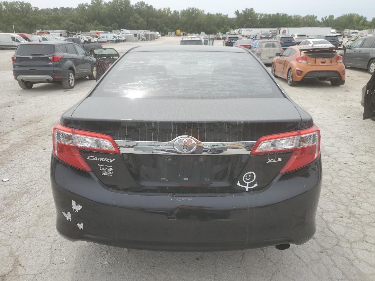 2012 TOYOTA CAMRY photo 6