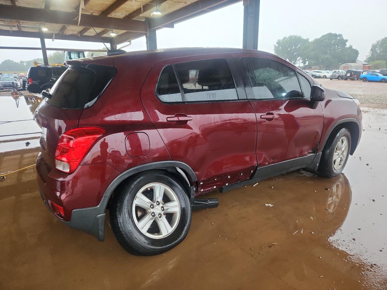 2017 CHEVROLET TRAX LS photo 5
