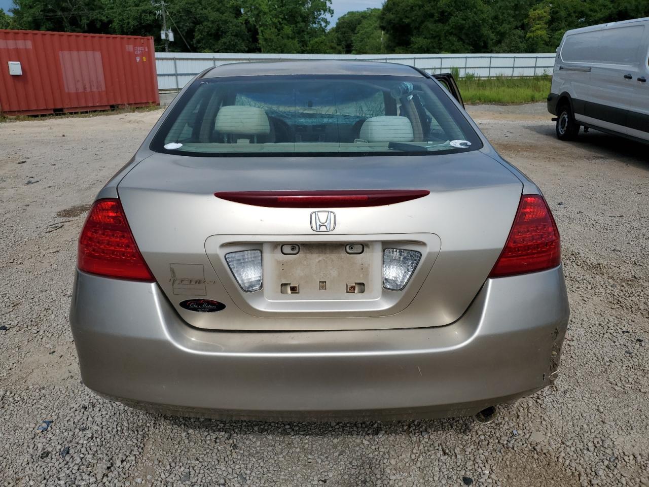 2006 HONDA ACCORD photo 11