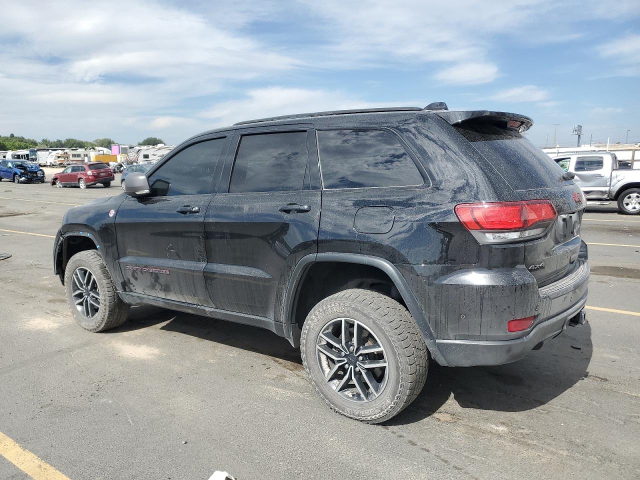 2019 JEEP GRAND CHEROKEE TRAILHAWK photo 2