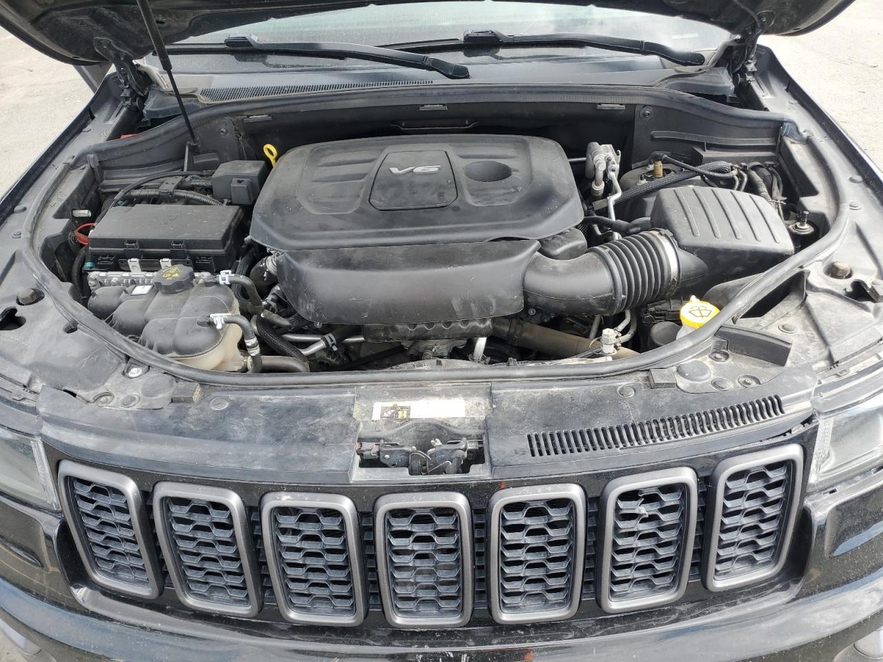 2019 JEEP GRAND CHEROKEE TRAILHAWK photo 12