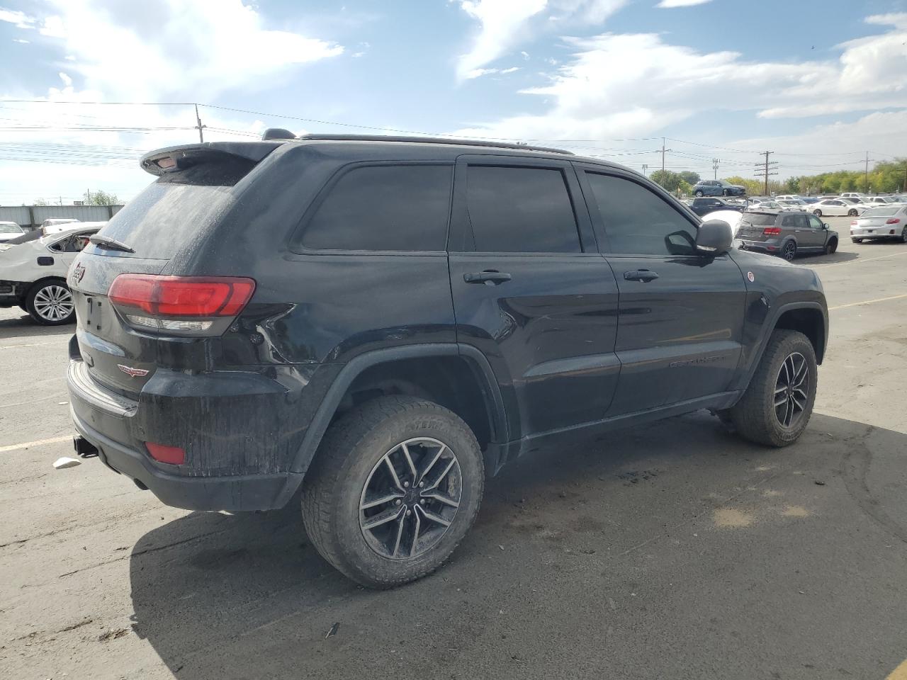 2019 JEEP GRAND CHEROKEE TRAILHAWK photo 3