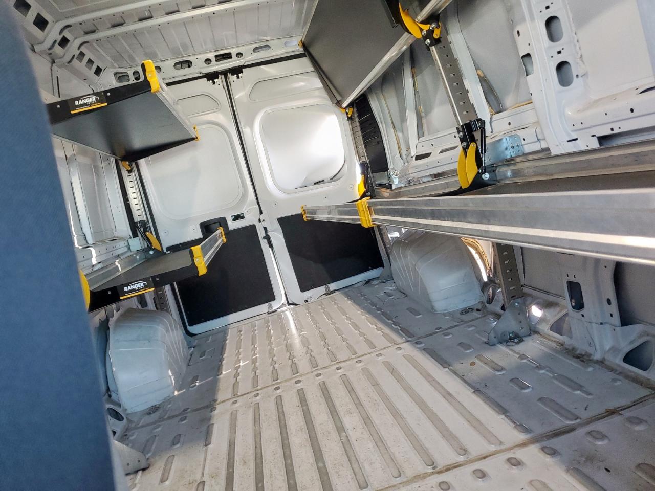 2025 RAM PROMASTER 2500 DELIVERY VAN photo 16