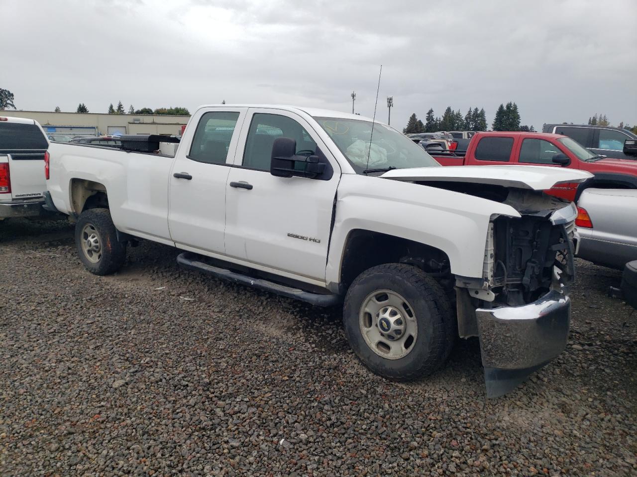 2015 CHEVROLET SILVERADO C2500 HEAVY DUTY photo 4