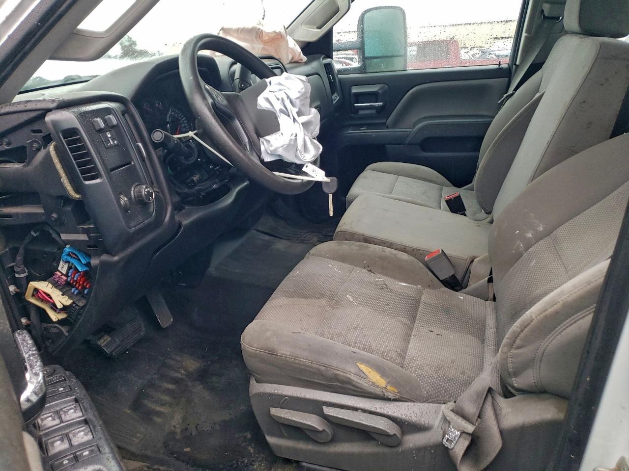 2015 CHEVROLET SILVERADO C2500 HEAVY DUTY photo 7