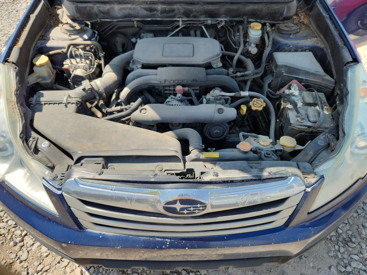 2010 SUBARU OUTBACK 2.5I PREMIUM photo 12