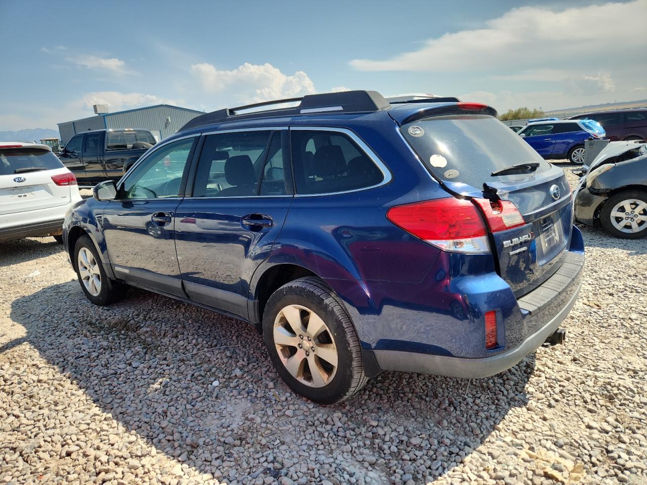 2010 SUBARU OUTBACK 2.5I PREMIUM photo 2