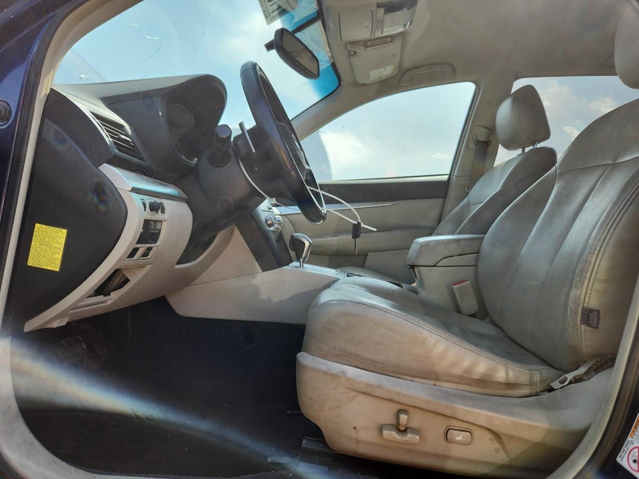 2010 SUBARU OUTBACK 2.5I PREMIUM photo 7