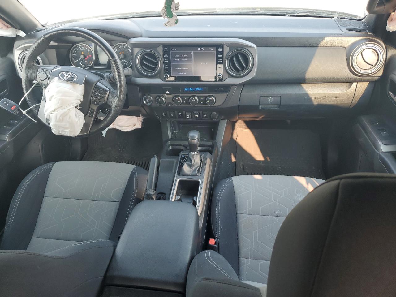 2022 TOYOTA TACOMA photo 8