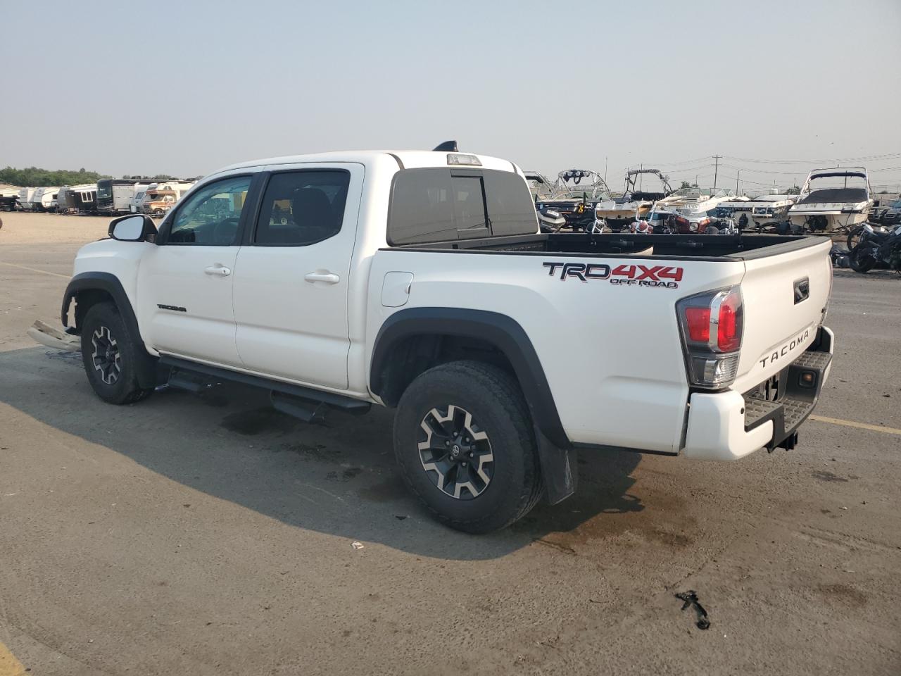 2022 TOYOTA TACOMA photo 2