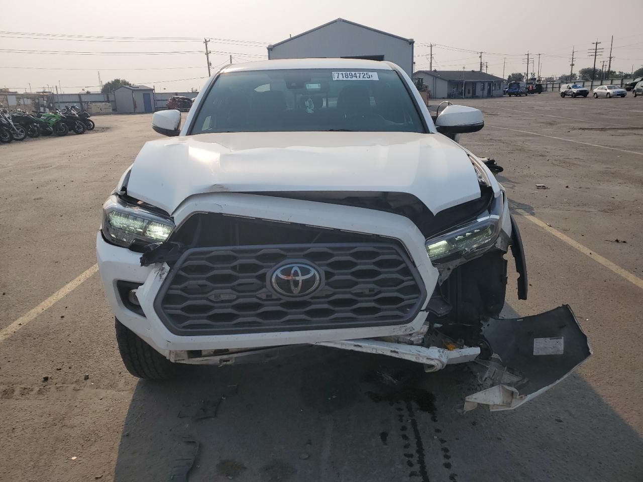 2022 TOYOTA TACOMA photo 5