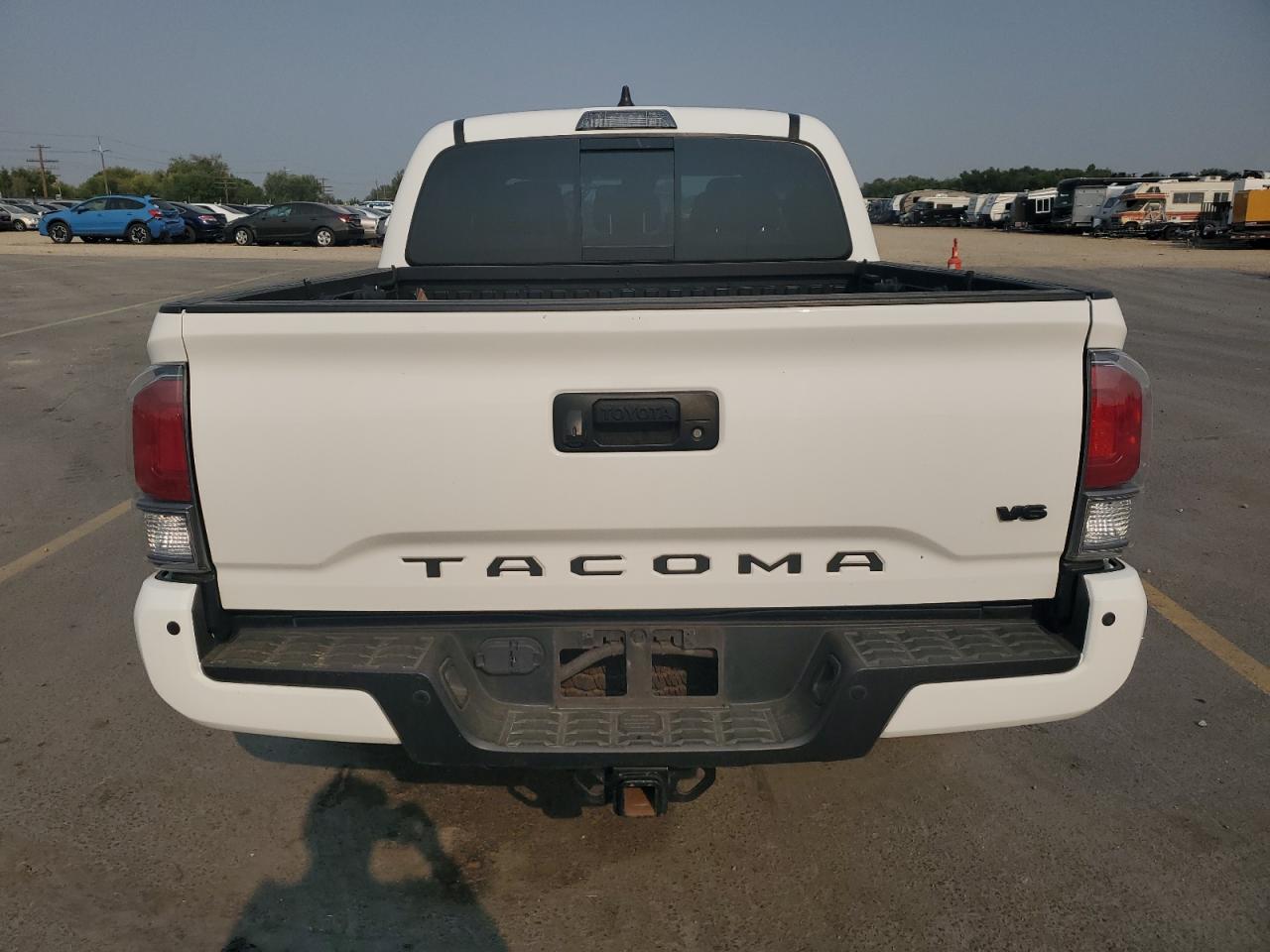 2022 TOYOTA TACOMA photo 6