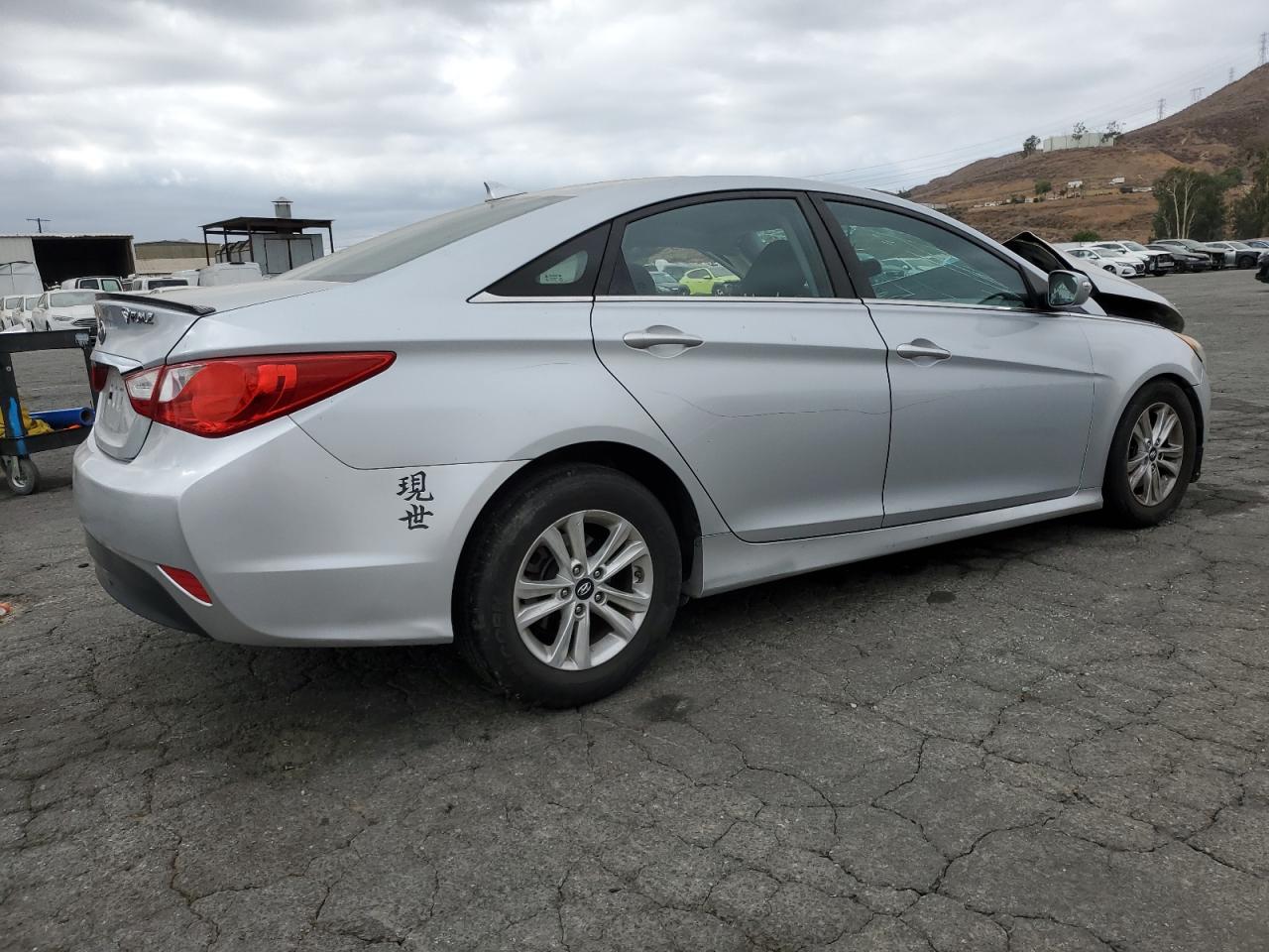 2014 HYUNDAI SONATA GLS photo 5