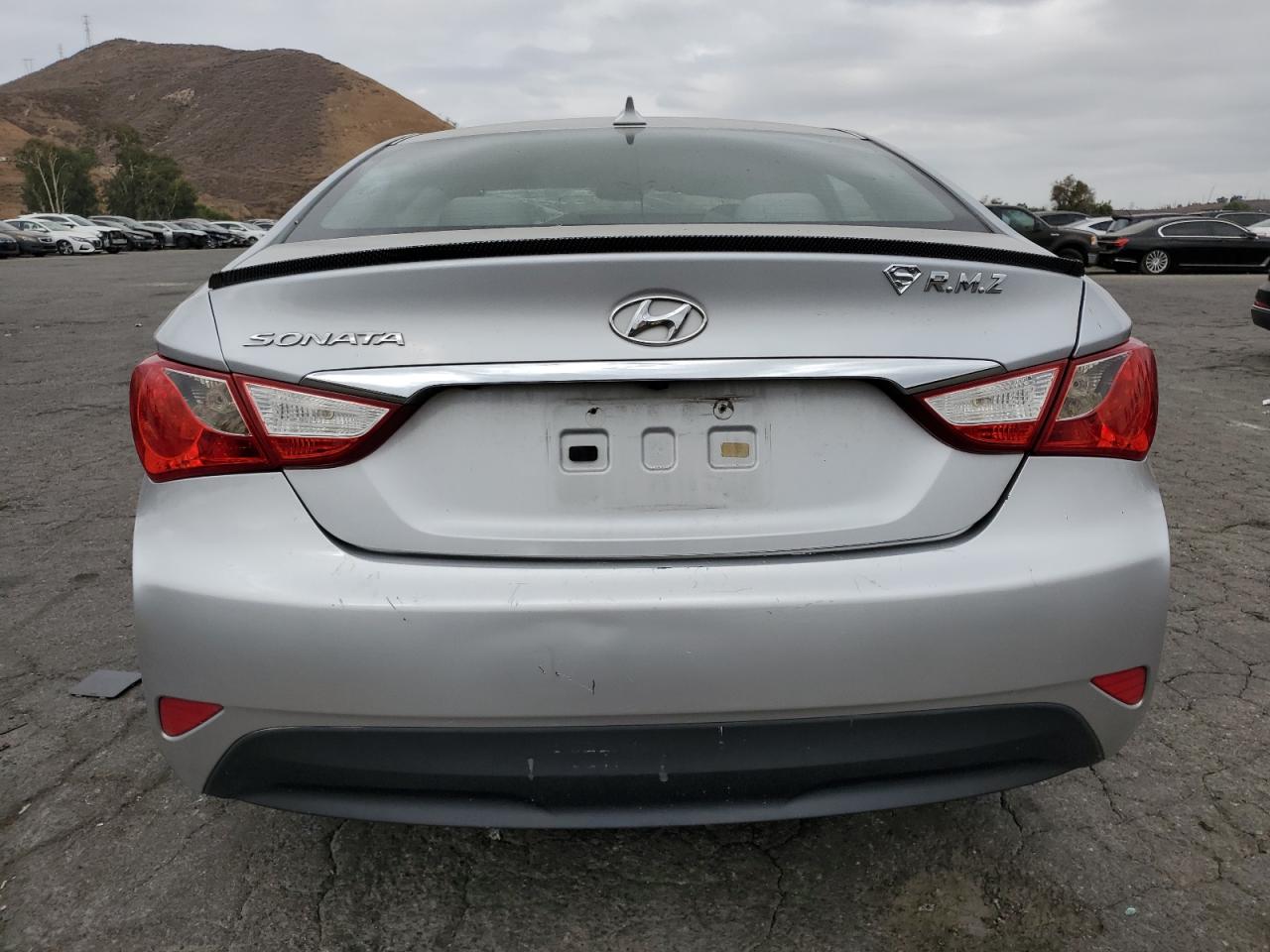 2014 HYUNDAI SONATA GLS photo 11