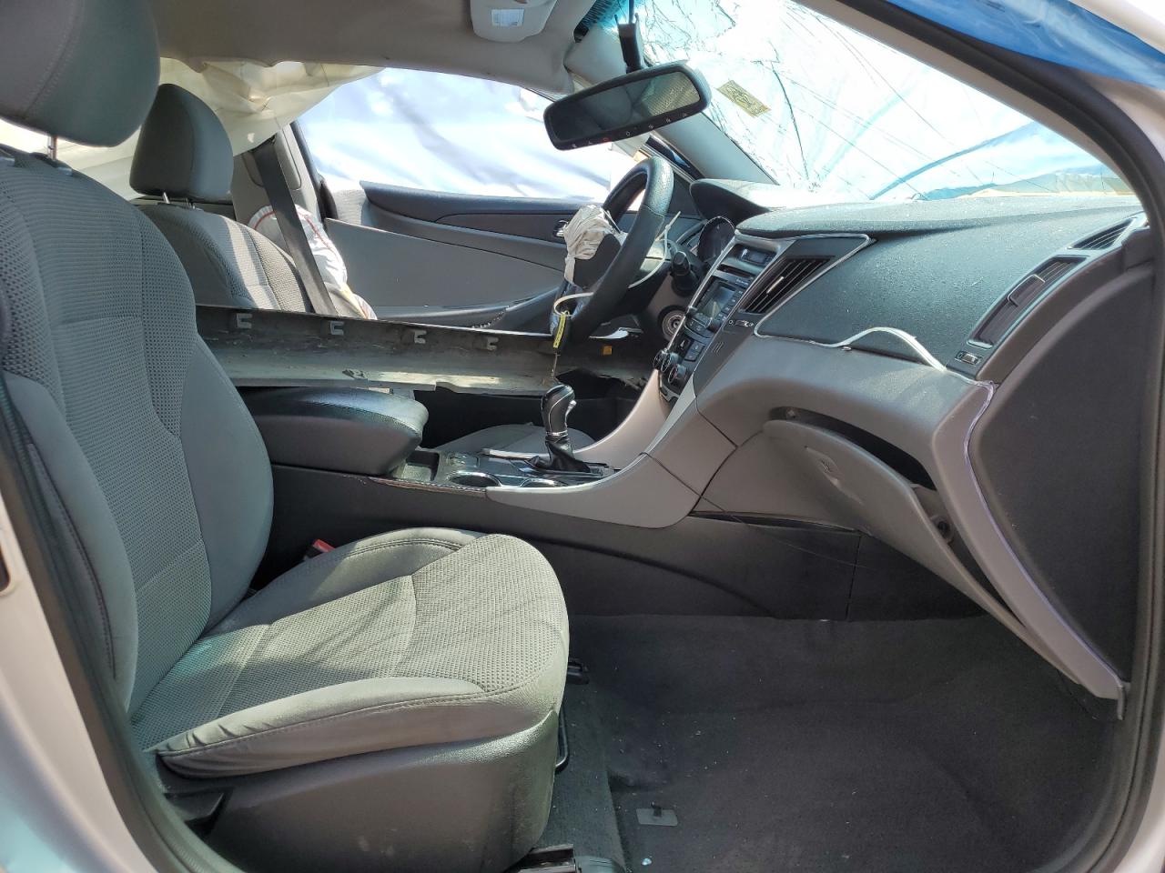2014 HYUNDAI SONATA GLS photo 13