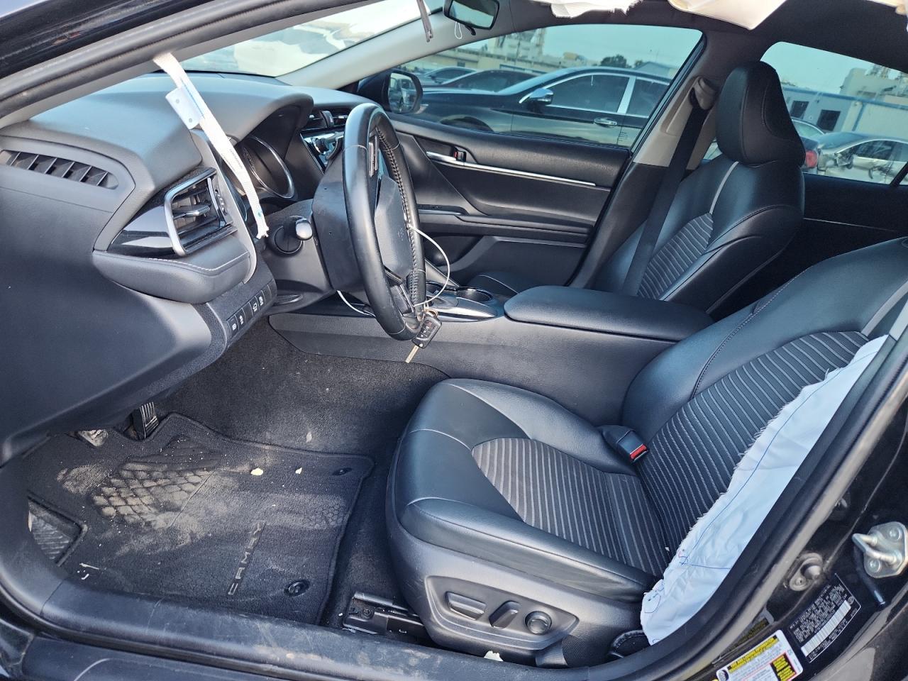 2020 TOYOTA CAMRY SE photo 7