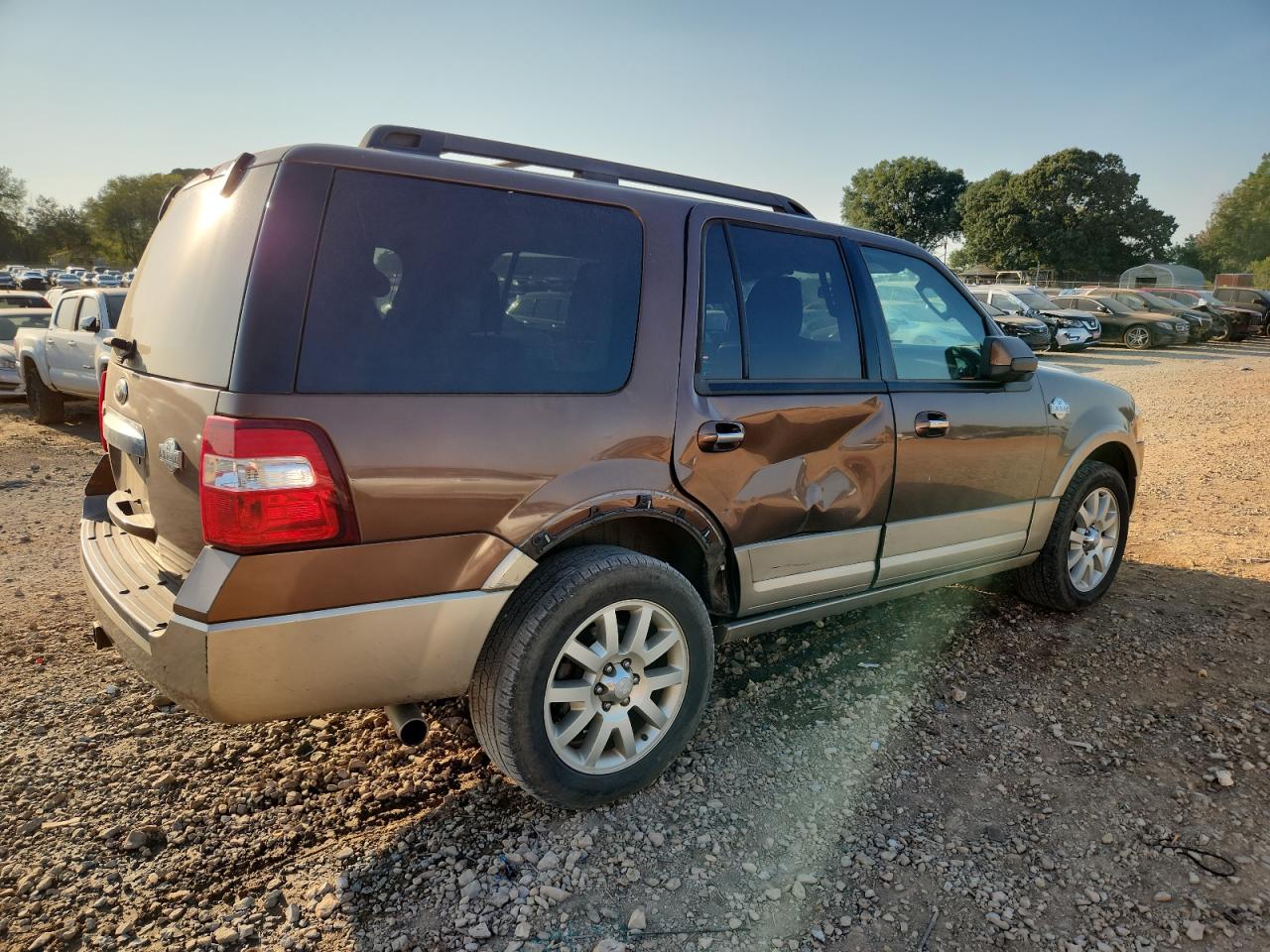 2012 FORD EXPEDITION XLT photo 7
