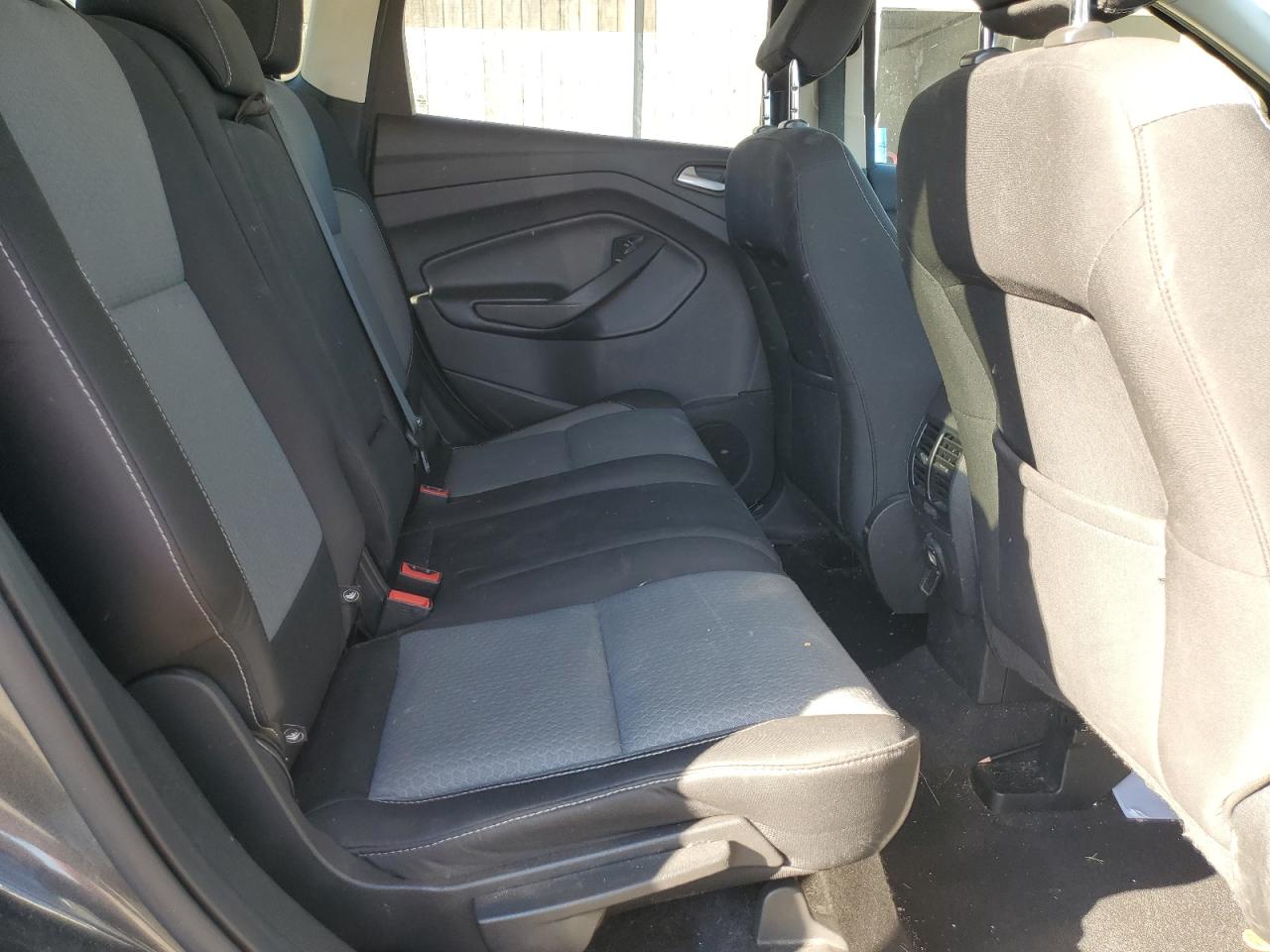 2019 FORD ESCAPE SE photo 21