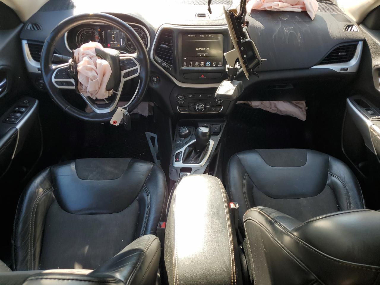 2018 JEEP CHEROKEE photo 8