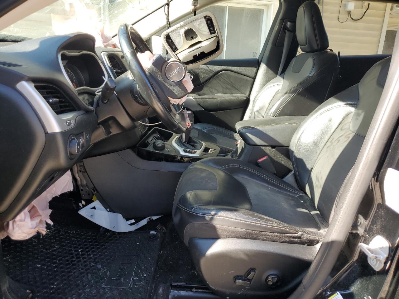 2018 JEEP CHEROKEE photo 7