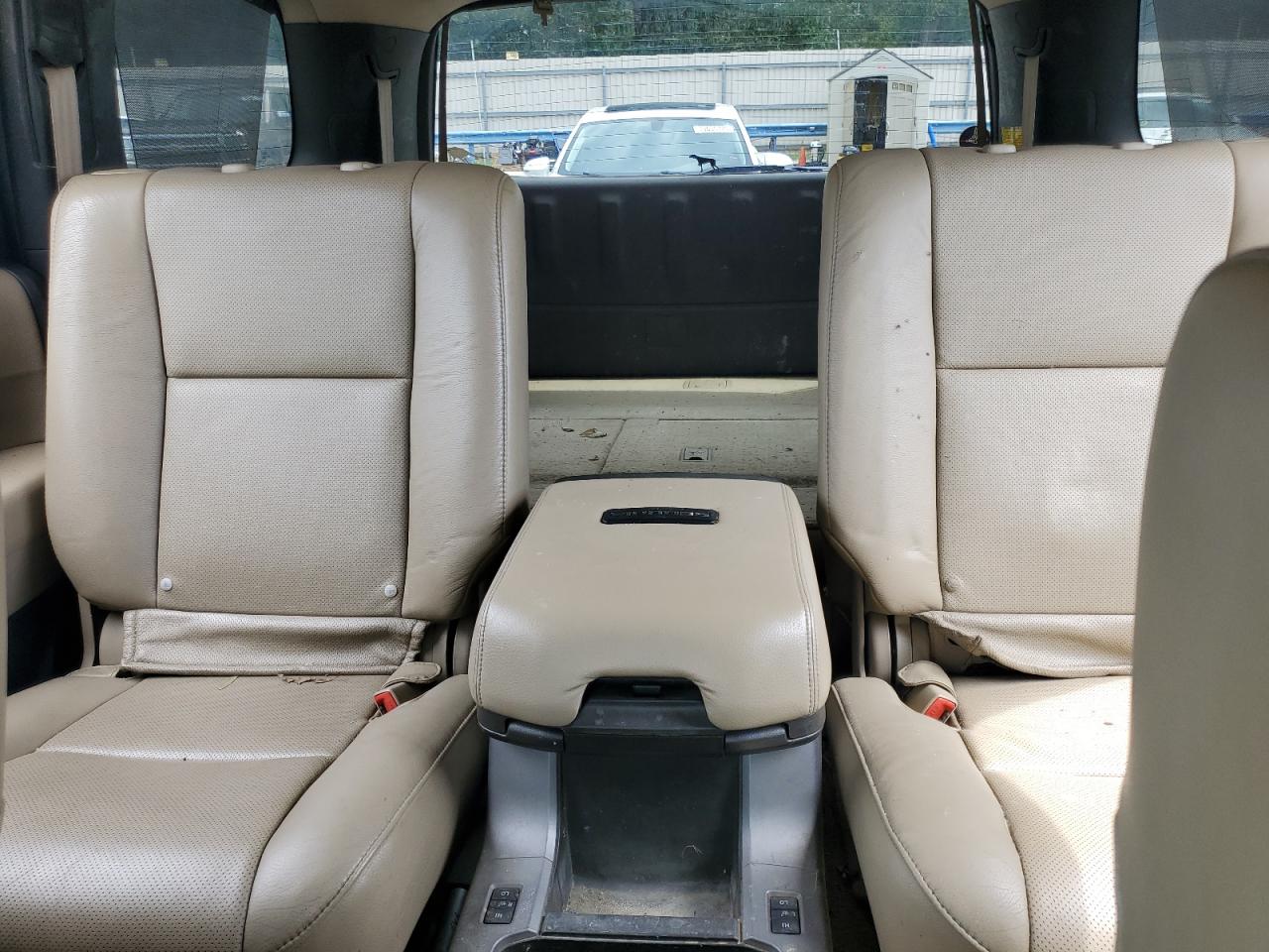 2011 TOYOTA SEQUOIA PLATINUM photo 19